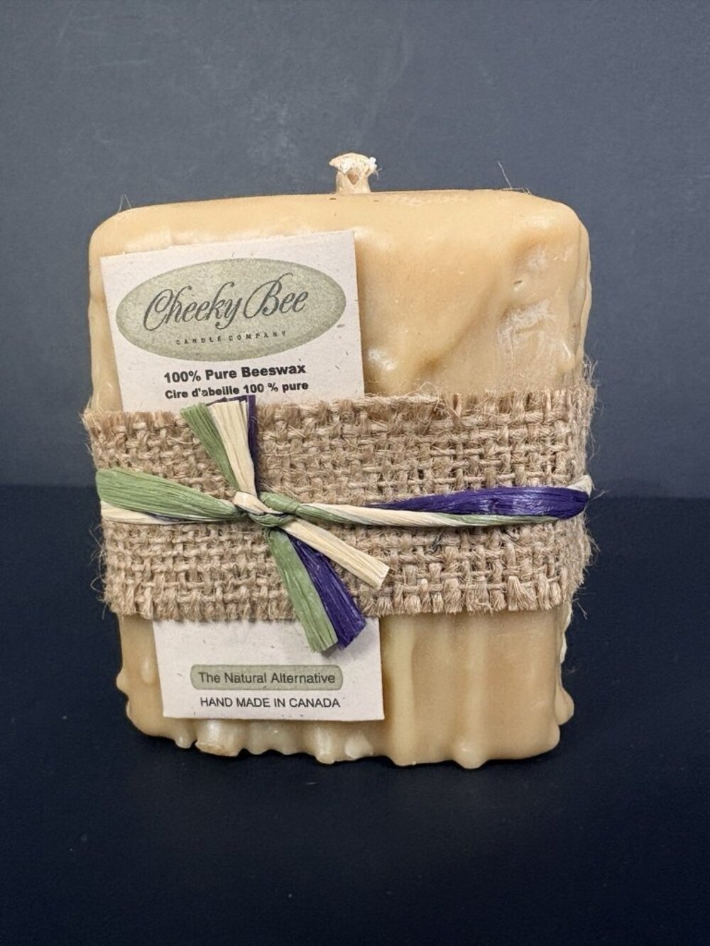 New Cheeky Bee 100% Pure Beeswax Candle Burns 120-130 Hrs Hand Made Canada